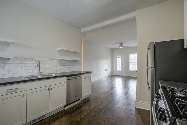 Photo - 716 Gladstone Ave Unit #1