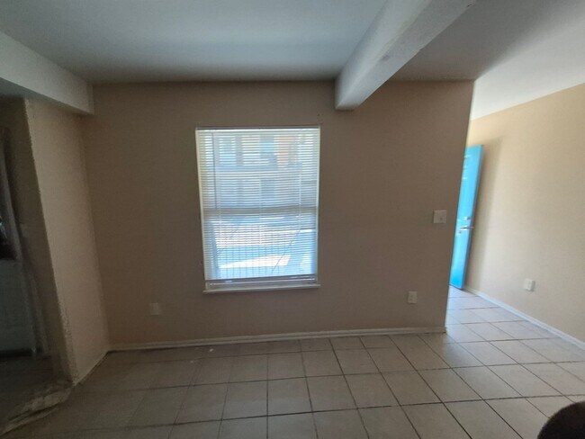 Photo - 3718 Pleasanton Rd