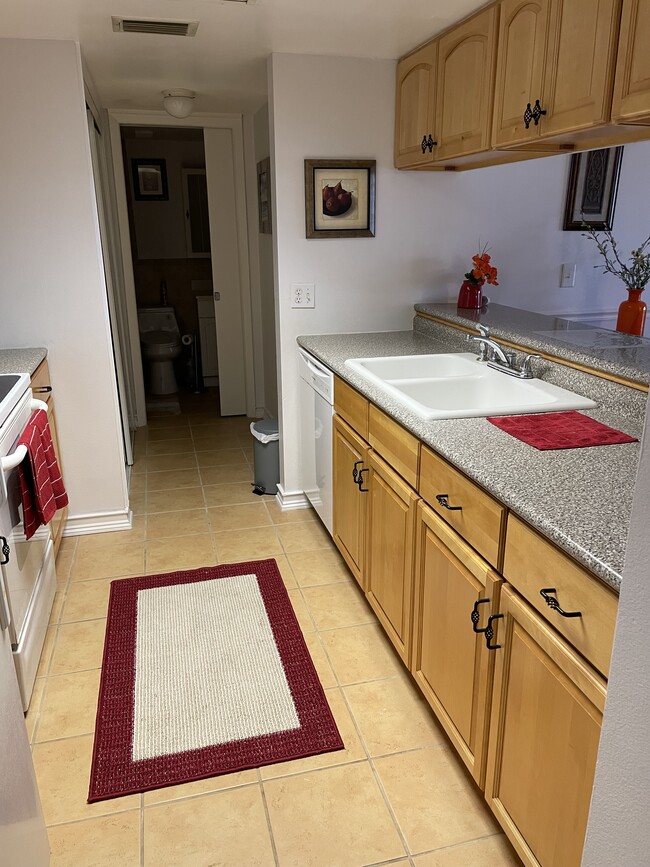 Building Photo - 2875 Palm Beach Blvd Unit C507 Rental