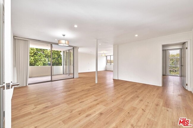 Photo - 9221 Charleville Blvd Condo Unit E