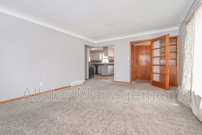 Photo - 26611 Lakeshore Blvd Unit Up