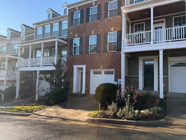 Photo - 2126 Avinity Loop