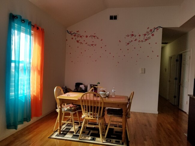 Photo - 49 Nelson Ave Unidad # 2