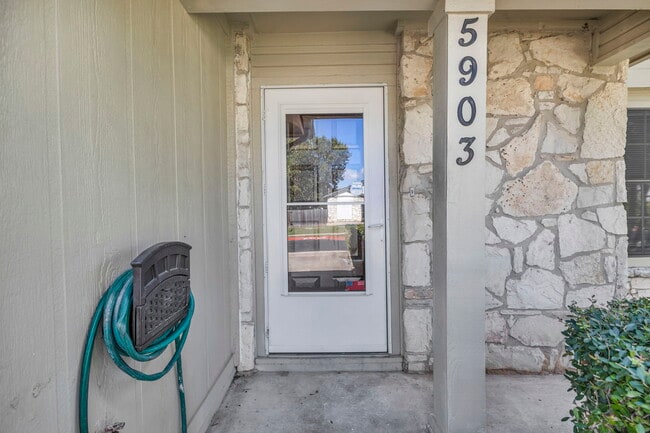 Photo - 5903 Kevin Kelly Pl