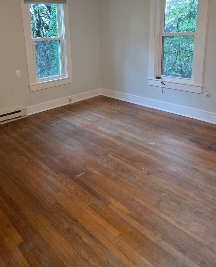 Photo - 5 bedroom rental minutes from UNCG