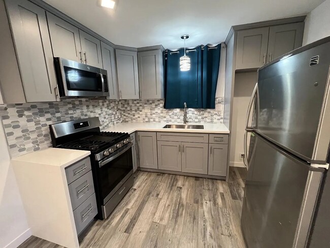 Building Photo - 5958 Calvin Ave