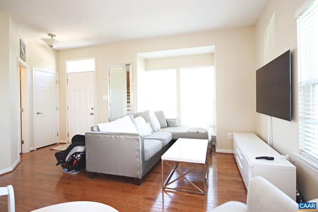 Photo - 2000 Asheville Dr