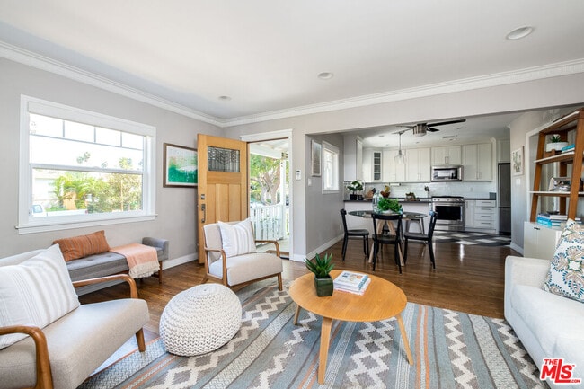 Photo - 3977 Berryman Ave