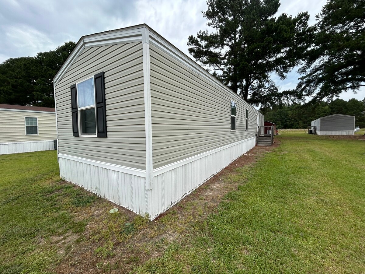 Photo - 1120 Victoria St