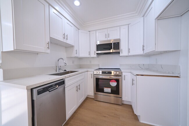 Photo - 11510 Cumpston St