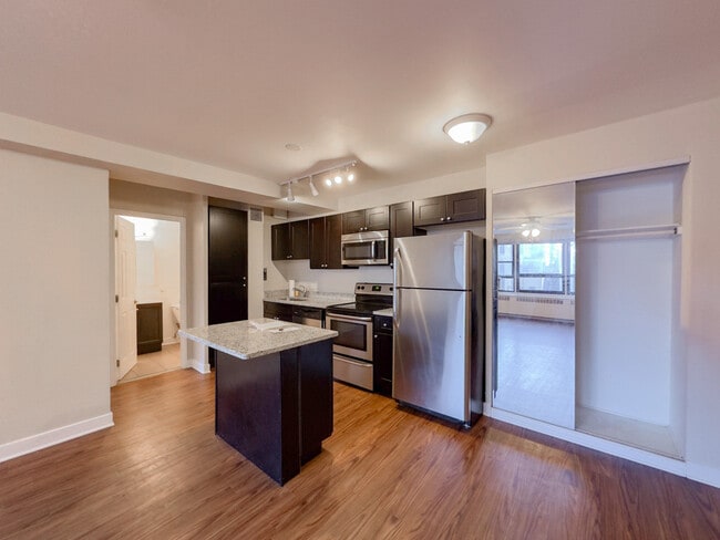 Photo - 4180 N Marine Dr Unit 803