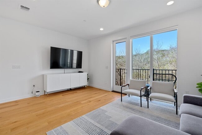 Photo - 6020 Springdale Rd Unit 10