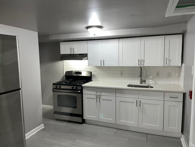 Photo - 4900 Walton Ave