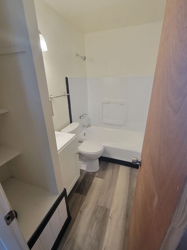 Photo - Garden Villa Apartments