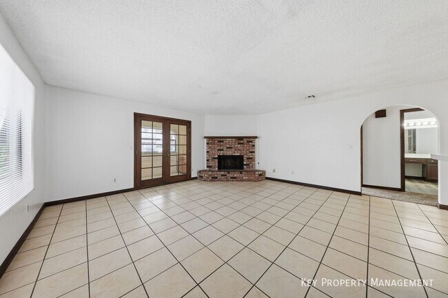 Photo - 1418 Santa Margarita St