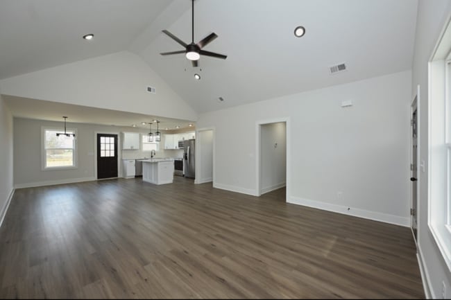 Photo - 1609 Elizabeth Rd