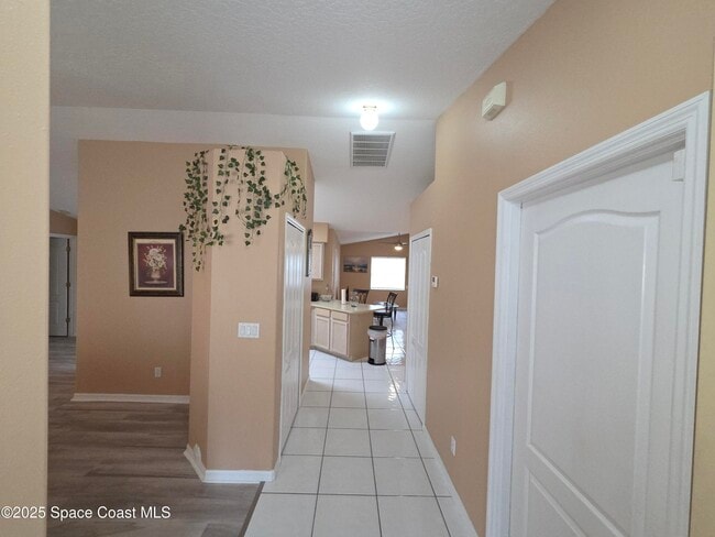 Photo - 1080 Jupiter Blvd NW