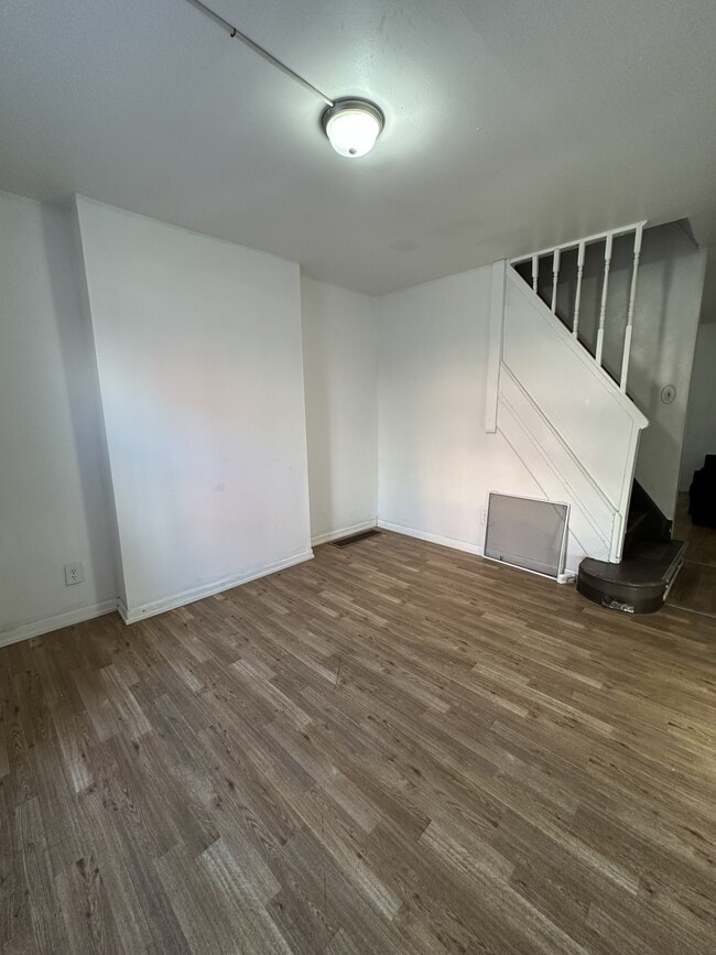 Photo - 2534 N Water St