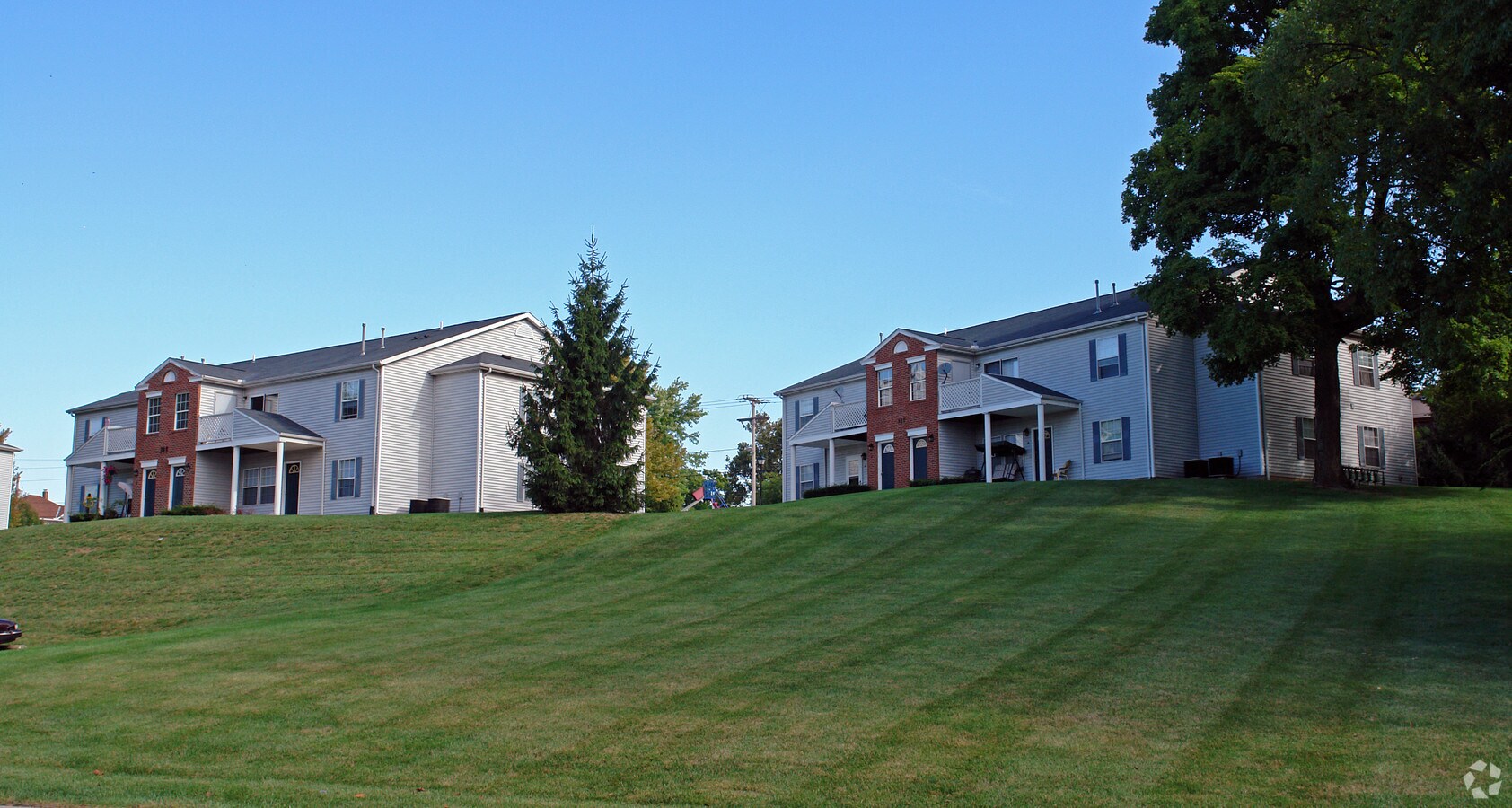 North Hill Apartments - North Hill Apartments