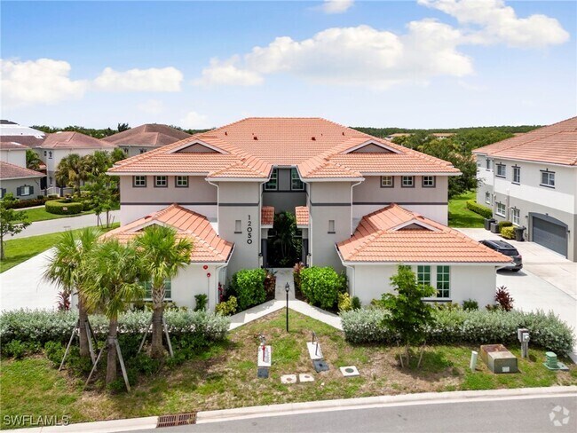 Building Photo - 12050 Santaluz Dr Unit 201 Rental