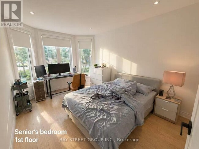 Photo - 42 Fouracre Way
