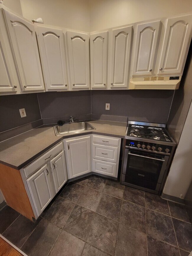 Photo - 4619 Cedar Ave Unit 1