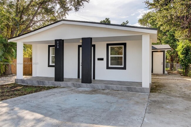 Photo - 428 NW 97th St