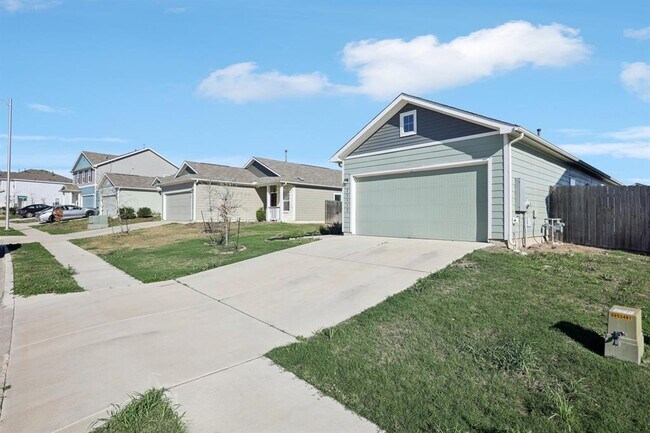 Photo - 15312 Sweet Mimosa Dr