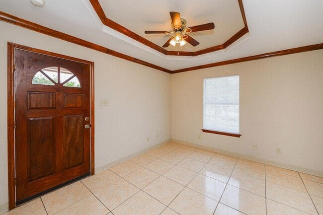 Photo - 2704 San Agustin Ave Unit 2