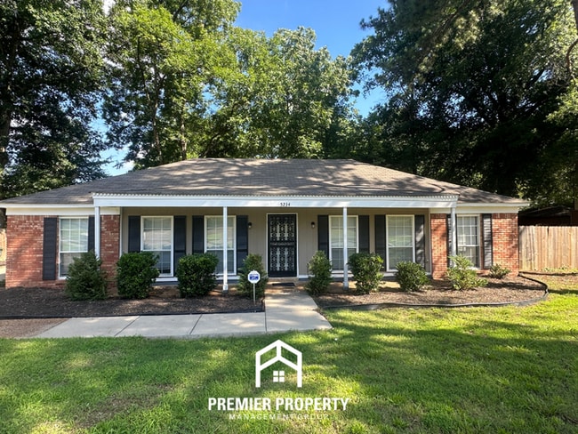 Building Photo - Charming 3BR/2BA Bartlett Area Home | 1,740 Sq Ft, Hardwood Floors & Large Fenced Yard