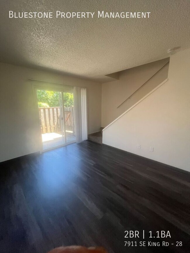 Two bedroom 1.5 bath Townhome in Milwaukie... - Two bedroom 1.5 bath Townhome in Milwaukie... Unidad 28