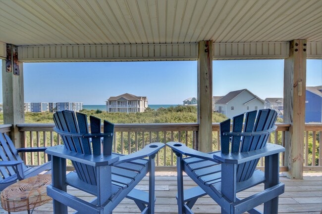 Photo - North Topsail Beach 5 Bedroom 4.5 Bathroom...