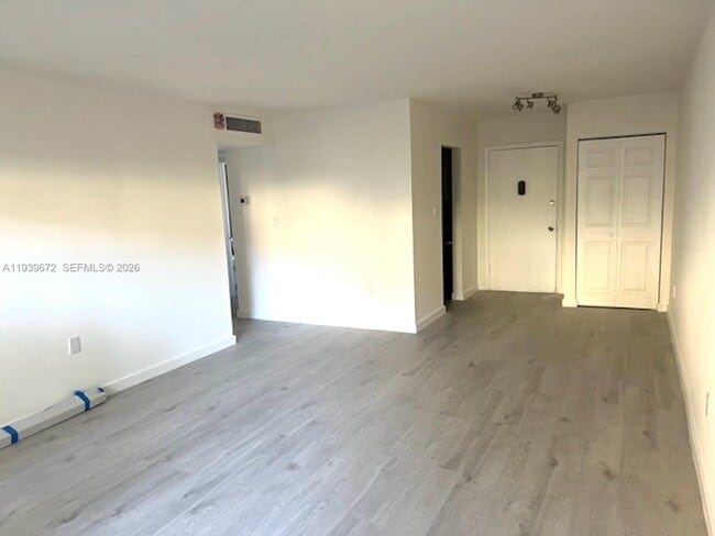 Photo - 13710 SW 90th Ave Unit 3