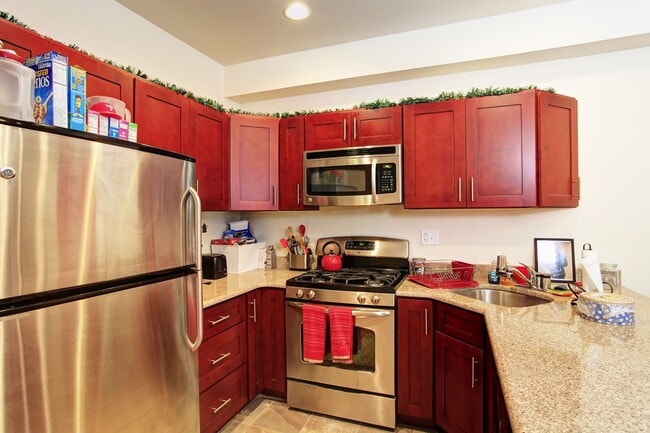 Photo - 1708 Fontain St Unit A