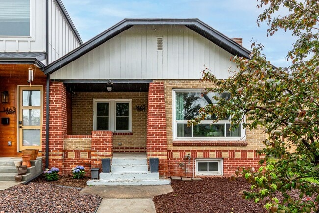 Building Photo - Remodeled 3BD, 2BA Half Duplex in East Denver with 2-Car Garage