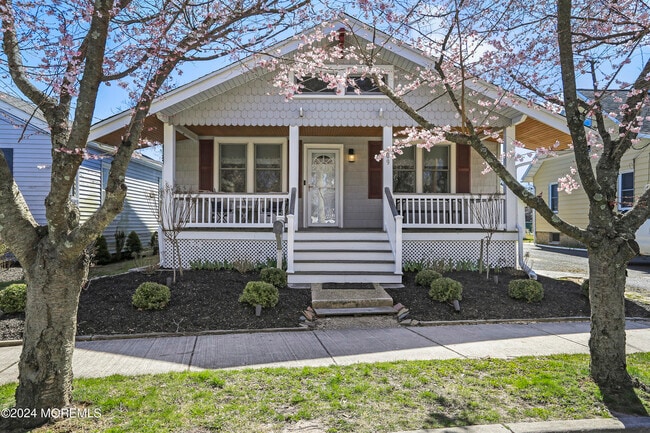 Building Photo - 409 13th Ave Rental