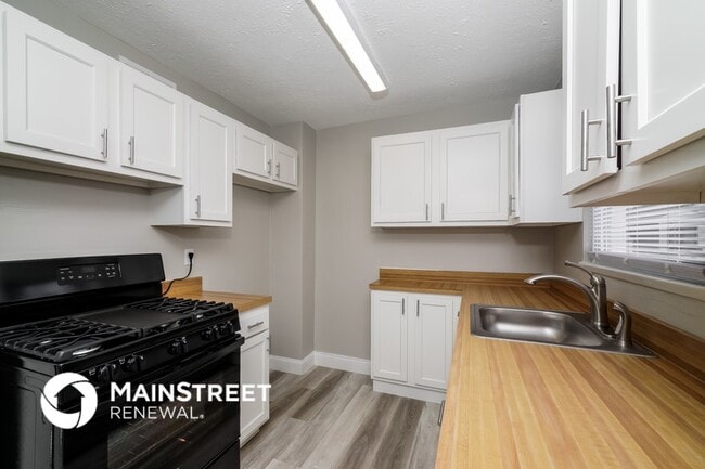 Photo - 9613 El Prado St