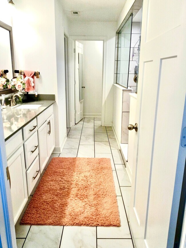 Photo - 1 Lavina Ln