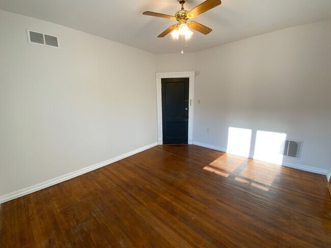 Photo - 1400 Bass Ave Unit Apt 201