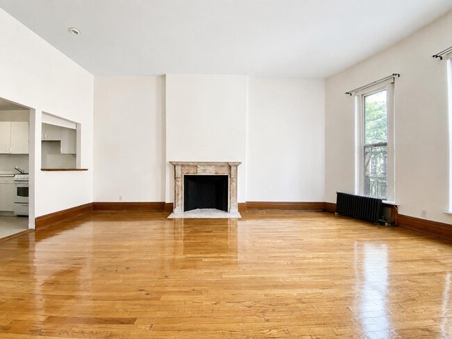 302 W 107th St Unit 1A