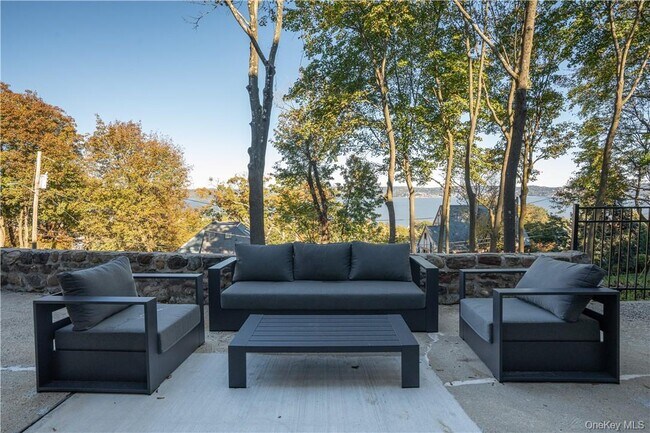 Photo - 8-12 South Blvd Unit 8-104