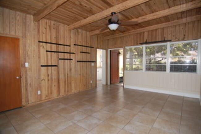 Photo - Beautiful Updated Home in Lake Access Community to the Chain of Lakes