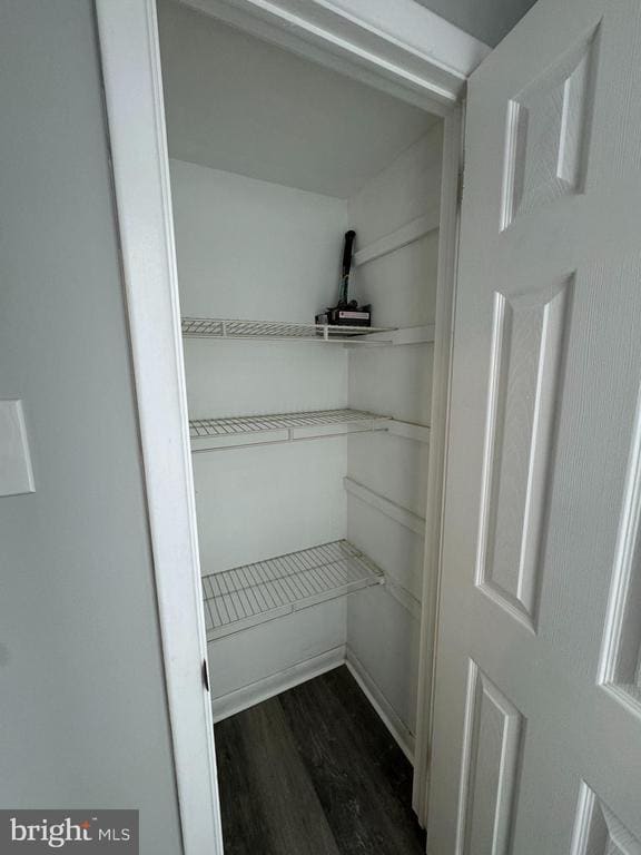 Photo - 10008 Jeanes St