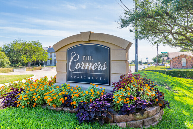 Corners - Corners Apartments