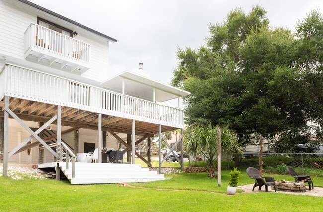 Photo - 322 Summit Dr