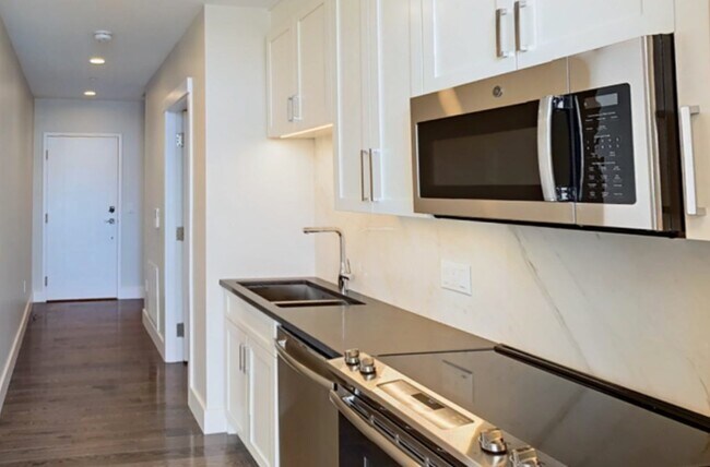 Photo - 434 McGrath Hwy Apartment Unit 302