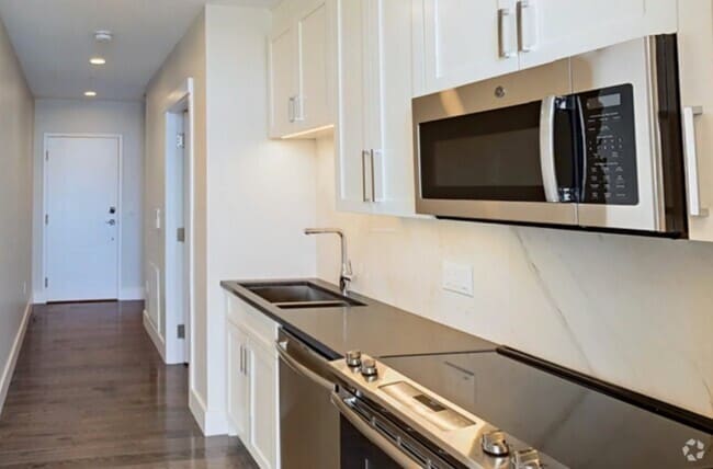 Building Photo - 434 McGrath Hwy Unit 302 Rental