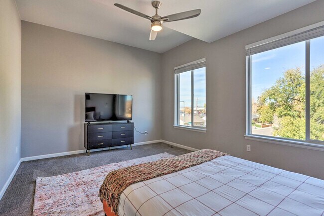 Photo - 5306 E 64th Ave Unidad SI ID1605900P