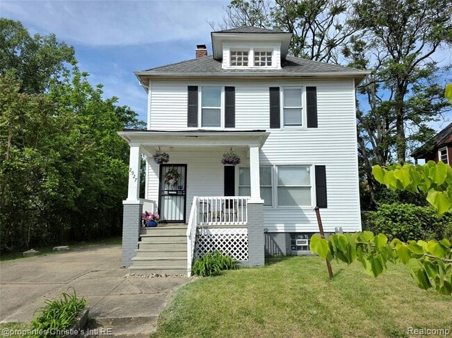 Photo - 2927 Seyburn St