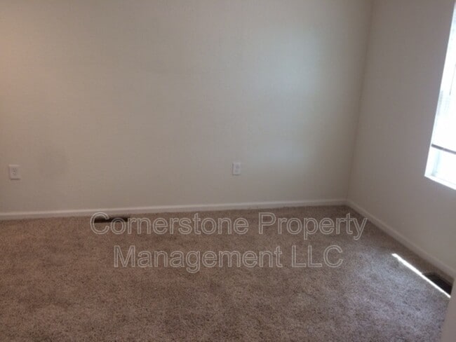 Photo - 34040 W 84th St